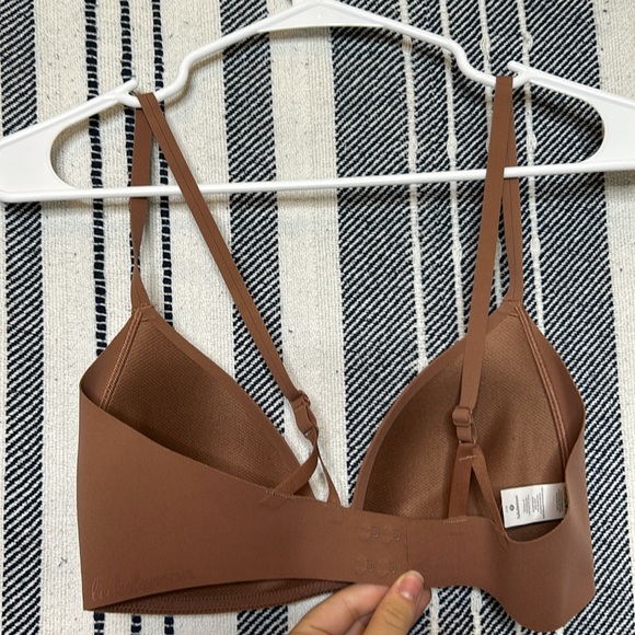 NWOT Lululemon Take Shape Bra - Picture 4 of 5